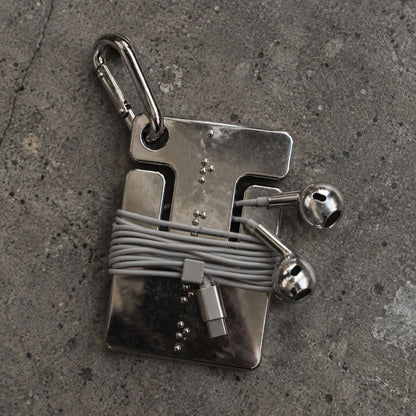 KROVA™ LINK 001 — Chrome Cable Holder